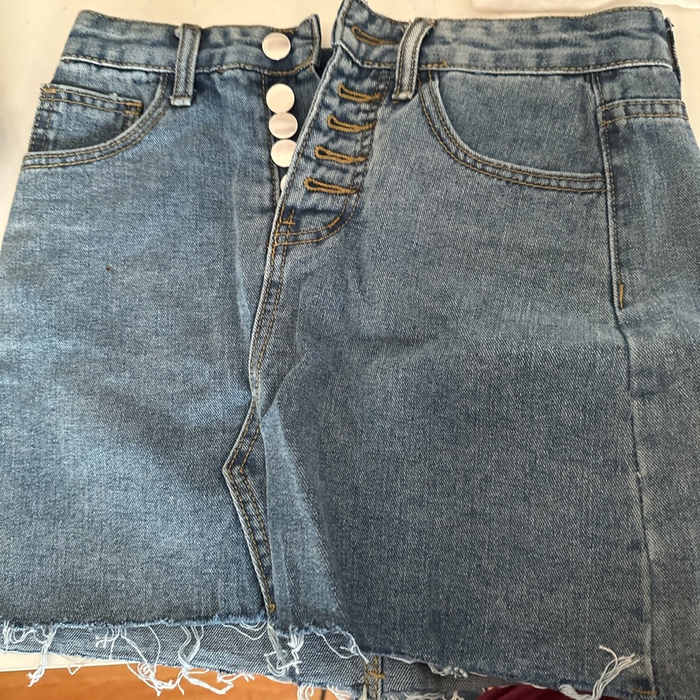 Cool shorts. Classic jeans.